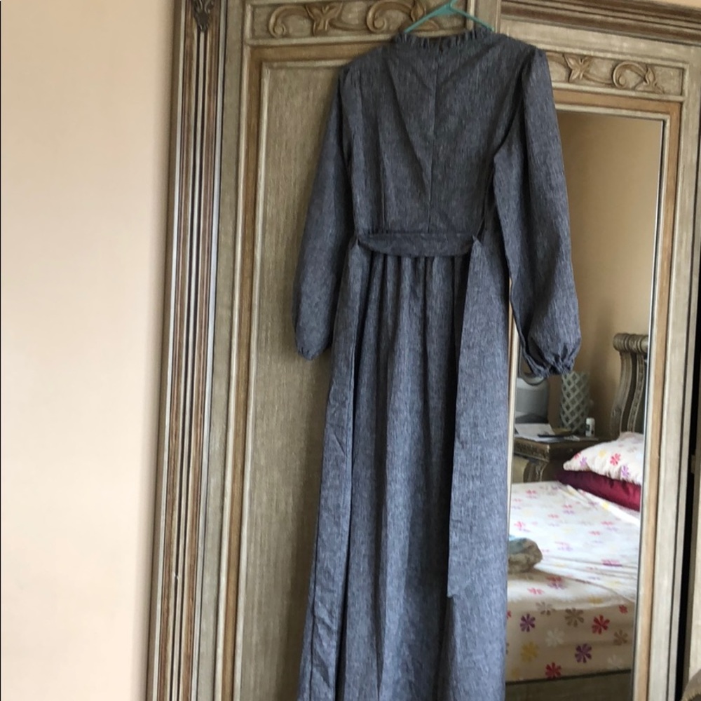 Dress - Picture 4 of 4